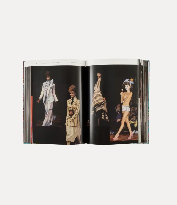 Cartea Vivienne Westwood Catwalk Cartea Vivienne Westwood Catwalk