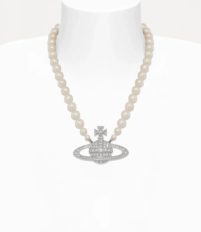 Man. Colier Bas Relief Pearl Man. Colier Bas Relief Pearl