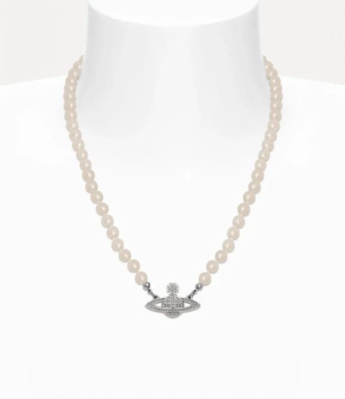 Man. Colier Mini Bas Relief Pearl Man. Colier Mini Bas Relief Pearl
